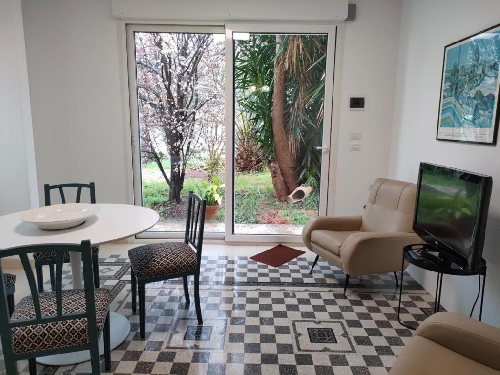 Giardino A Mare Apartment Bari Exterior photo
